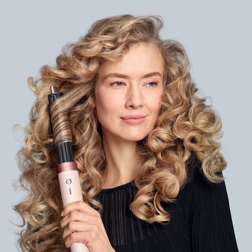 Natural straight to blowout - before and after Dyson Airwrap i.d.